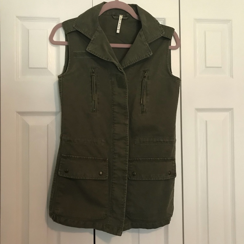 Willow and Clay vest